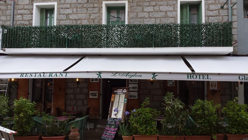 זונזה Hotel Restaurant L'Aiglon מראה חיצוני תמונה