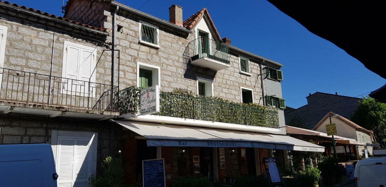 זונזה Hotel Restaurant L'Aiglon מראה חיצוני תמונה